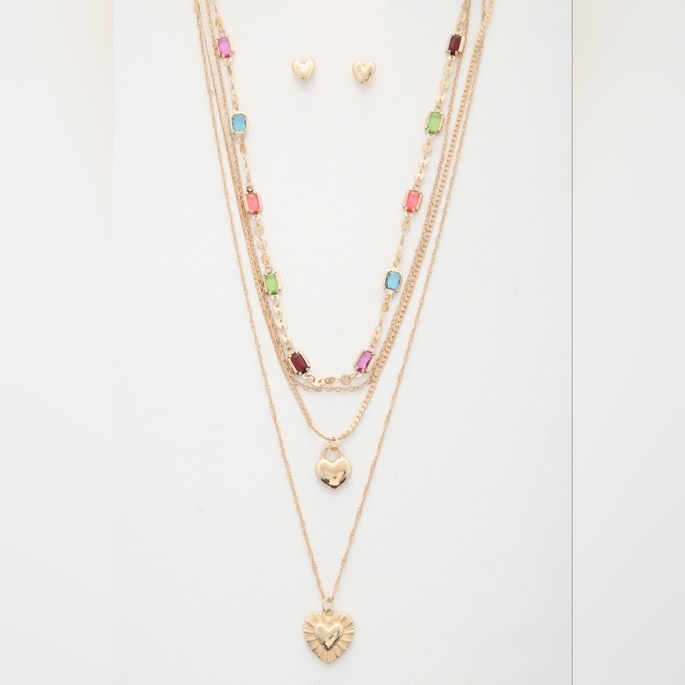 𝅺Layered Heart Charm Beaded Necklace Set